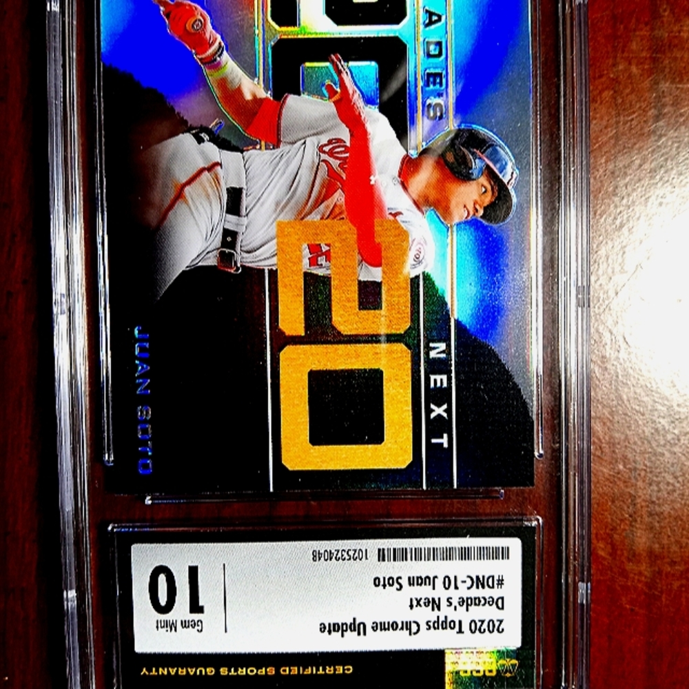 Juan Soto Topps Chrome Update Decades Next insert CSG 10